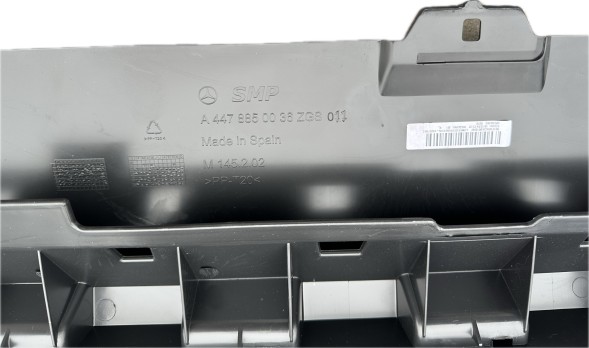 Mercedes-Benz OE OSLONA PLYTA POD ZDERZAK PRZOD PRZEDNI MERCEDES VITO W447 ORYGINAL 4478850036 ОСЛОННА ПЛИТА ПІД БАМПЕР ПЕРЕДНЯ MERCEDES VITO W447 ОРИГІНАЛ 4478850036