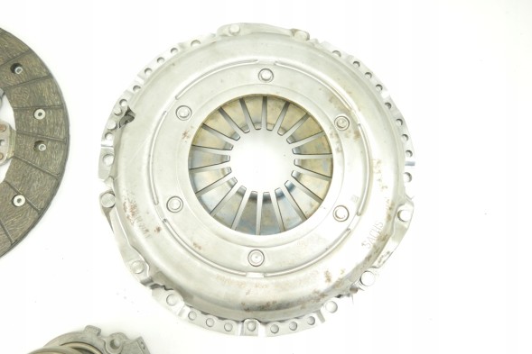 Sachs 3000 990 280 Sachs 3000 990 280 проголосив з лозиском hydr opel/saab 1.9 cdti 04>