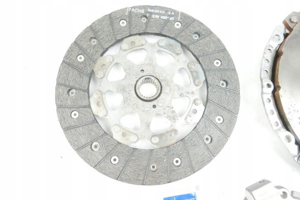 Sachs 3000 990 280 Sachs 3000 990 280 проголосив з лозиском hydr opel/saab 1.9 cdti 04>