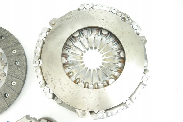 Sachs 3000 990 280 Sachs 3000 990 280 проголосив з лозиском hydr opel/saab 1.9 cdti 04>