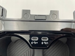 BMW OE KKDA BMW G60 G61 G90 G99 G70 UCHWYT NA KUBKI TUNELU ŚRODKOWEGO 5A2BC20 5A34B16 BMW G60 G61 G90 G99 G70 ТРИМАЧ ДЛЯ СКЛЯНОК ЦЕНТРАЛЬНОГО ТУНЕЛЮ 5A2BC20 5A34B16
