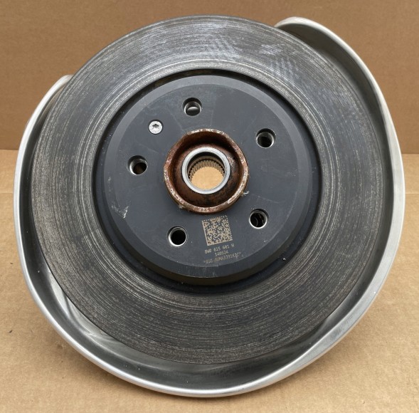 Audi OE 8W0505436AA TYŁ PRAWY AUDI A4 B9 LIFT NOWA ЦАПФА ЗАДНЯ ПРАВА AUDI A4 B9 LIFT AUDI A5 8W0505436AA НОВА