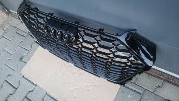Audi OE GRILL ATRAPA CHŁODNICY AUDI RS4 B9 LIFT 2019- Решітка радіатора Audi RS4 8W0 B9 LIFT 19- 8W0853651BF BG ОРИГІНАЛ НОВА!!