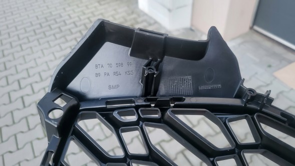 Audi OE GRILL ATRAPA CHŁODNICY AUDI RS4 B9 LIFT 2019- Решітка радіатора Audi RS4 8W0 B9 LIFT 19- 8W0853651BF BG ОРИГІНАЛ НОВА!!