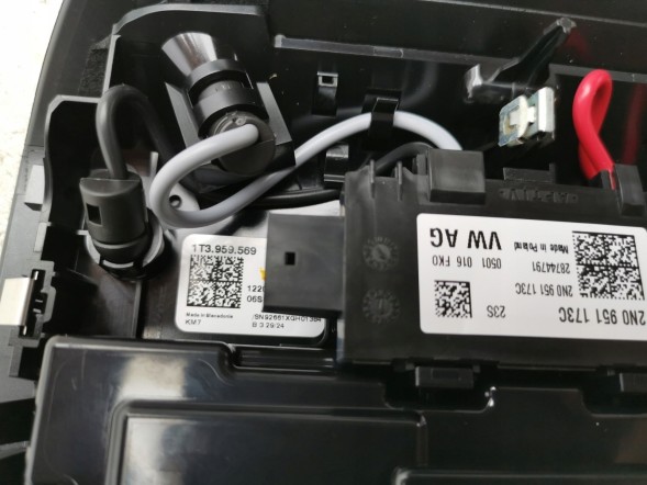 Volkswagen OE 1T3959569, DWP539475OE Лампа плафона VW ID. Buzz 1T3959569 Нова оригінальна