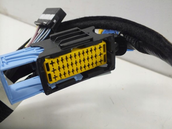 Renault OE 403880683R RENAULT MEGANE IV Установка передньої частини