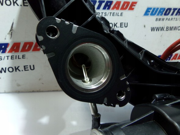 BMW OE bmw 8477029 8598051 oe BMW G01 G05 G06 G12 G20 G30 4.0 B57 Впускний Колектор 8477029