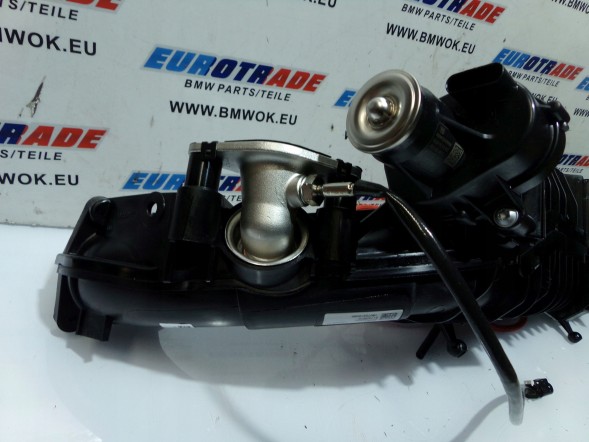 BMW OE bmw 8477029 8598051 oe BMW G01 G05 G06 G12 G20 G30 4.0 B57 Впускний Колектор 8477029