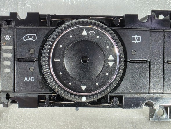 Mercedes-Benz OE A9068301785KZ 5HB009012-08 Mercedes sprinter 906 panel nawiewu a9068301785kz 5hb009012-08
