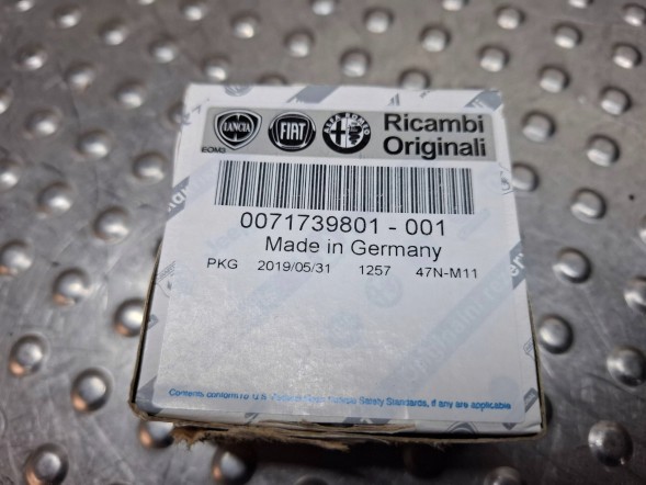 Alfa Romeo OE КОМПЛЕКТ РЕМЕНЯ ГРМ 71775897 ALFA 159 FIAT CROMA STILO SAAB 9-5 1.6 1.8 B