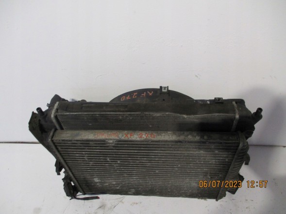 Jaguar OE XF 1 Радіатори JAGUAR XF 2.7D RADIATOR