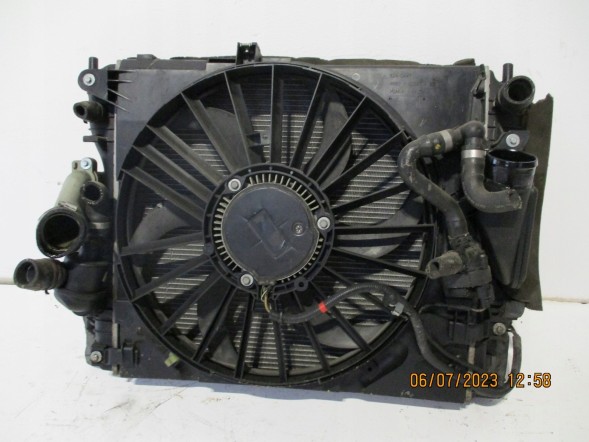 Jaguar OE XF 1 Радіатори JAGUAR XF 2.7D RADIATOR