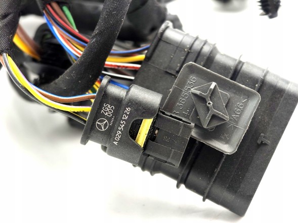 Mercedes-Benz OE A1775405837 ПРОМІНЬ КАБЕЛЬ ДАТЧИКІВ ПАРКУВАННЯ PDC ПЕРЕДНІЙ MERCEDES A-КЛАС W177 A45 AMG