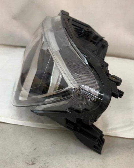 Valeo 044889 Valeo 044889 фара передня ліва seat toledo iv 08/12 - / опис