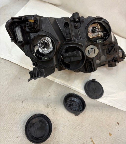 Valeo 044889 Valeo 044889 фара передня ліва seat toledo iv 08/12 - / опис