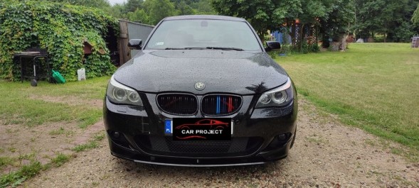 Китай BMW E60/E61 SPLITTER DOKŁADKA PRZEDNIA M-PAKIET CZARNY POŁYSK BMW E60/E61 СПЛІТТЕР НАКЛАДКА ПЕРЕДНЯ М-ПАКЕТ ЧОРНИЙ ГЛЯНЕЦЬ