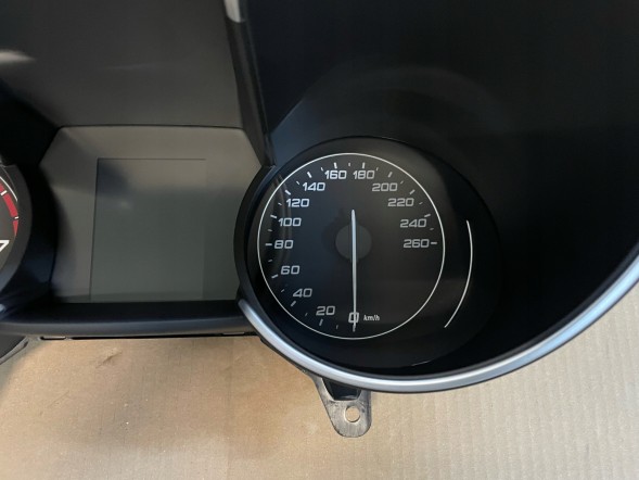 Alfa Romeo OE 50545729 50559563 ALFA ROMEO GIULIA 2.0 ЛІЧИЛЬНИК ГОДИННИК ЄС 5 ДЮЙМОВ OEM