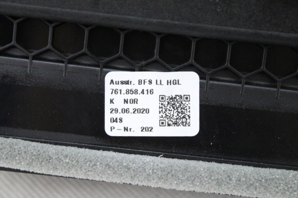 Volkswagen OE 761858416 N19 НОВИЙ ORG CENTER AIR GRILL LED VOLKSWAGEN TOUAREG III 761858416