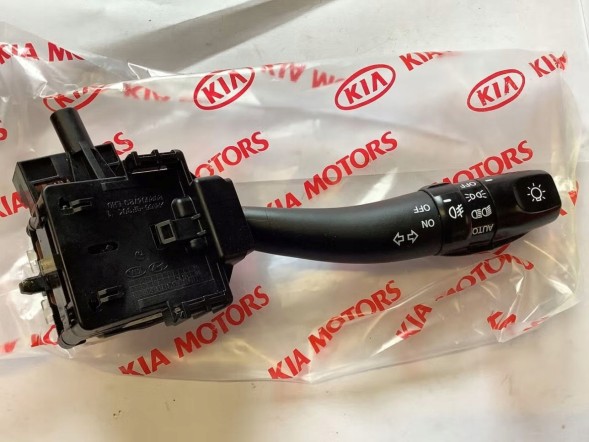 Kia OE НОВИЙ ПЕРЕМИКАЧ ФАР KIA OPTIMA MAGENTIS OE 934102G300