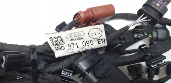 Audi OE 4N0971095EN Встановлення передніх датчиків паркування (pdc) audi a8 4n d5 4n0971095en