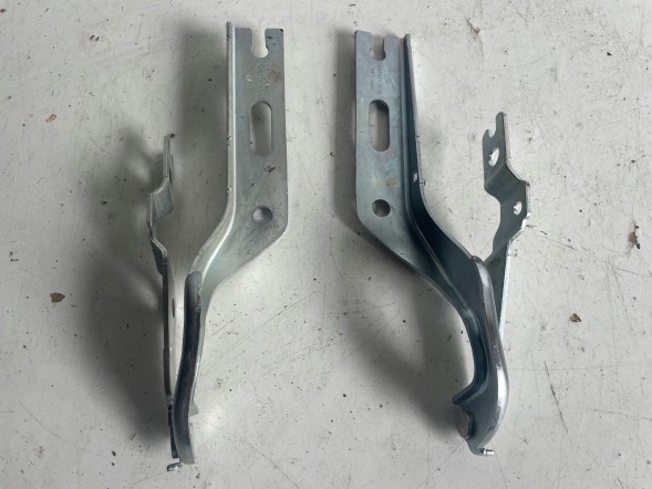 Volkswagen OE 2G0823301G 2G0823302G VI VW Polo VI 6 Петля капоту ліва права комплект