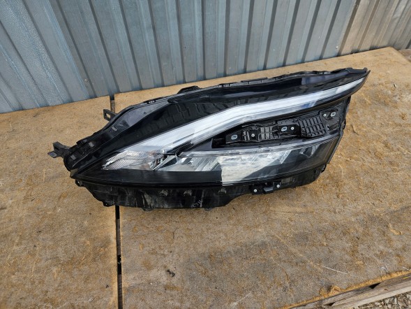 Nissan заводська комплектація 100-8D02G Nissan qashqai j12 full led лампа права передня
