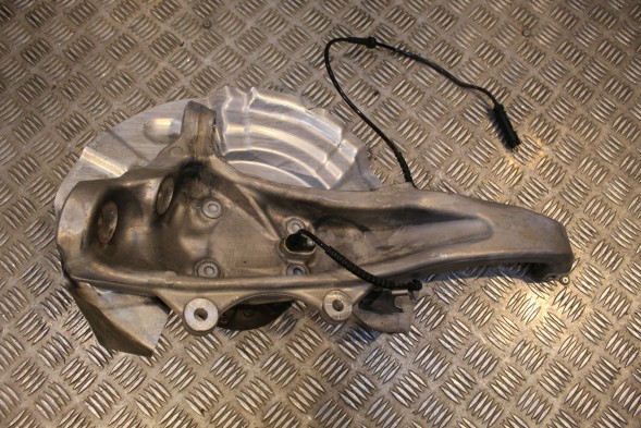 BMW OE 6775770 PRAWA BMW F06 F12 K НОМЕР СТУЧИНА ПЕРЕДНЯ ПРАВА 6775770