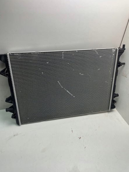 Volkswagen OE 1KM121253 Охолоджувач води vw skoda seat оргінал 1км121253