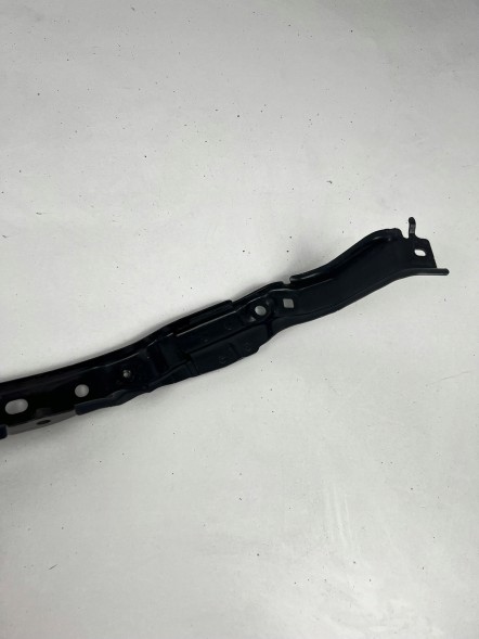 Toyota OE TOYOTA RAV4 IV 4 LIFT 2015 - 2019 GÓRNE MOCOWANIE PASA PRZEDNIEGO PRZÓD TOYOTA RAV4 IV 4 ЛІФТ 2015 - 2019 ВЕРХНЄ КРІПЛЕННЯ ПЕРЕДНЬОГО РЕМЕНЯ ПЕРЕДНЄ