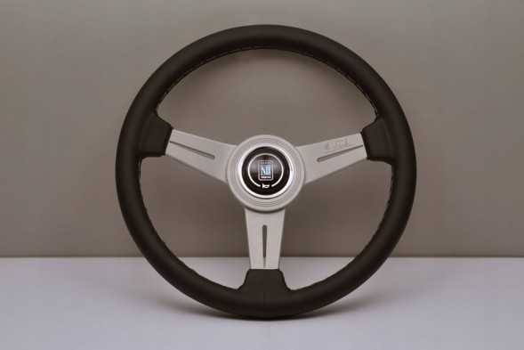 Nardi 6061.36.1001 Оригінальне шкіряне кермо Nardi Classic Silver