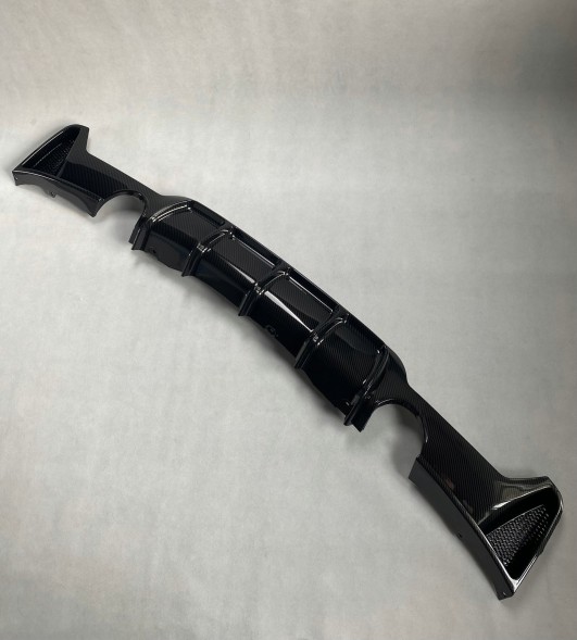 ViralCar DYFUZOR TYŁ BMW F32 F36 F33 DOKŁADKA TYLNEGO ZDERZAKA SPOILER CARBON Дифузор BMW F32 F36 F33 Накладка заднього бампера Спойлер Карбон