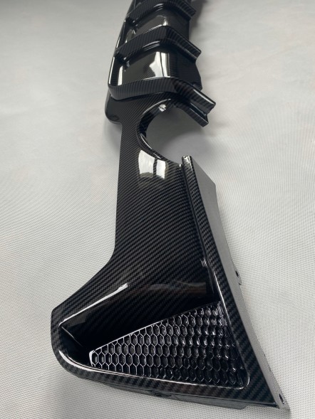 ViralCar DYFUZOR TYŁ BMW F32 F36 F33 DOKŁADKA TYLNEGO ZDERZAKA SPOILER CARBON Дифузор BMW F32 F36 F33 Накладка заднього бампера Спойлер Карбон