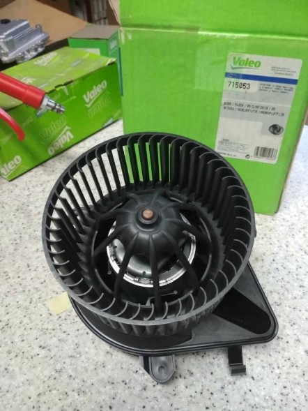 Valeo 715053 Внутрішній вентилятор
