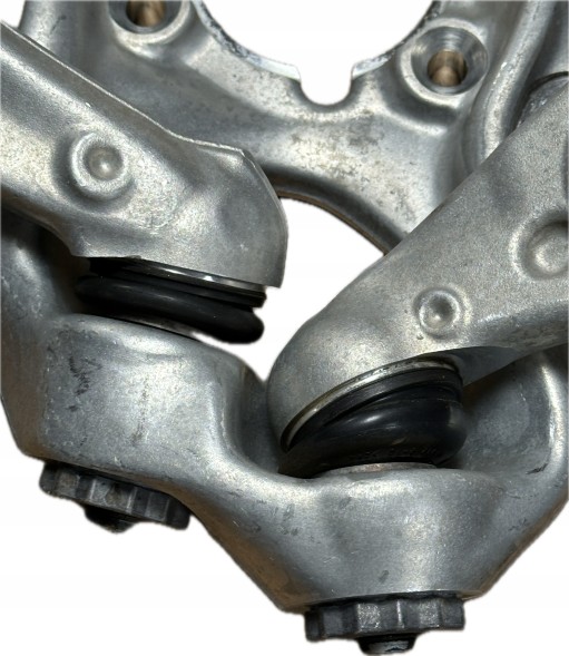 Mercedes-Benz OE ZWROTNICA PRZOD PRZEDNIA PRAWA WAHACZE KOMPLET MERCEDES EQS W297 297 ORYGINAL NOWA 2973320800 2970800 2970400 2973332800 КРОСОВЕР ПЕРЕДНІЙ ПРАВИЙ МАЯТНИКИ MERCEDES EQS W297 2973320800 2970800 2970400
