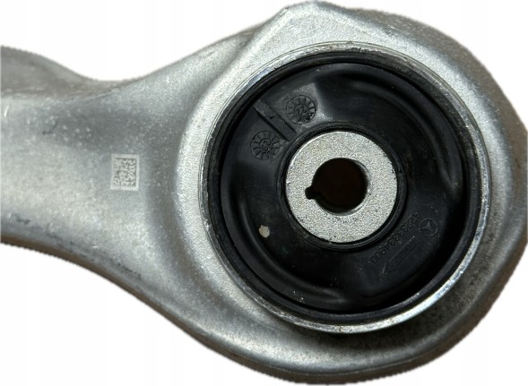 Mercedes-Benz OE ZWROTNICA PRZOD PRZEDNIA PRAWA WAHACZE KOMPLET MERCEDES EQS W297 297 ORYGINAL NOWA 2973320800 2970800 2970400 2973332800 КРОСОВЕР ПЕРЕДНІЙ ПРАВИЙ МАЯТНИКИ MERCEDES EQS W297 2973320800 2970800 2970400