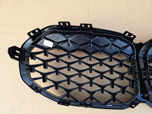 BMW OE OEM 5A39369 5A39370 ГРИЛЬ АТРАПА BMW 1 F40 М-ПАКЕТ 5А39370 (Б)
