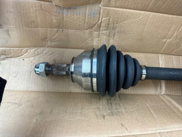 SKF VKJC 8506 Skf vkjc 8506 привідний вал 3008 передній правий c4 ii