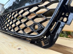 Pulse A4-RS101 Решітка радіатора Audi A4 B8 2008-2011 Чорний глянець Стиль RS4