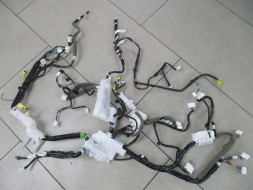 Fiat OE NC5D-67-030A spider 124 instalacja wnętrza 124 джгут павука MX-5 встановлюється всередині консолі
