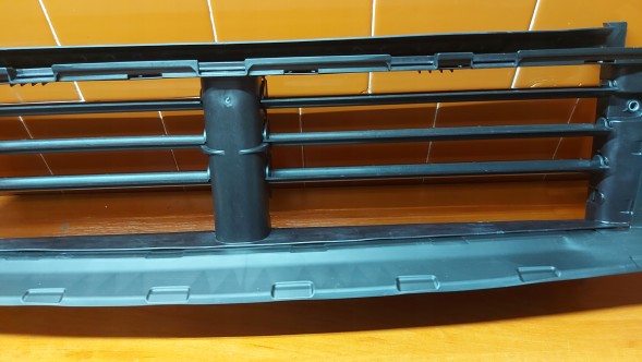 Volkswagen OE 8W6122321E 8W6122327 95B965501AA Жалюзі Направляючі Повітря Впускного Отвору Радіатора Audi A4 A5 B9 19-