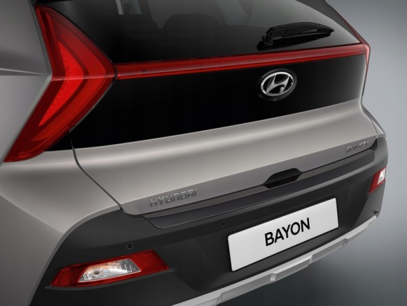 Hyundai OE Q0274ADE50BL Бампер Hyundai Bayon Чорний