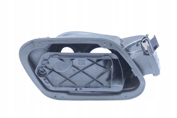 BMW OE 7454410 51717454410 ПОРОЖНИНА КРИШКИ ЗАЛИВКИ ПАЛИВА BMW F40 F70 7454410