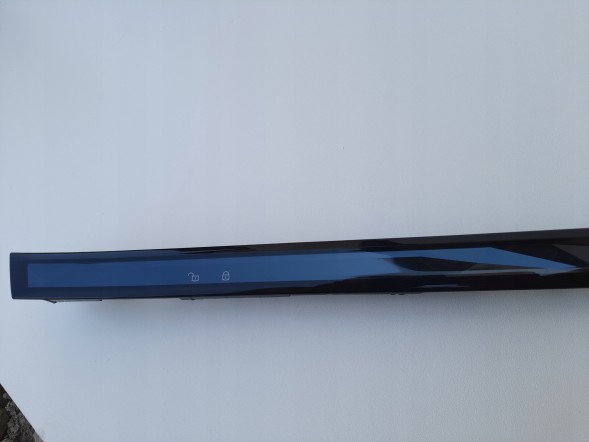 BMW OE KKDA BMW G60 G61 G68 G90 G99 PANEL DOTYKOWY DRZWI PRAWY PRZÓD 5B5BF23 BMW G60 G61 G68 G90 G99 СЕНСОРНА ПАНЕЛЬ ДВЕРІ ПРАВА ПЕРЕДНЯ 5B5BF23