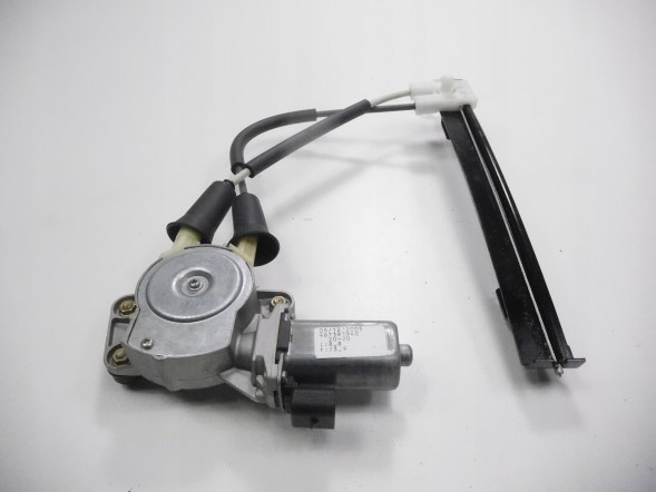 Fiat OE Склопідйомник правої задньої двері ALFA 147 46739794