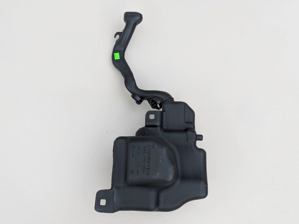 Nissan заводська комплектація 28912-5DA1A A2468690120 Infiniti q30 qx30 mercedes a176 a246 x156 збірник омивачів