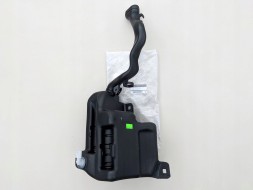 Nissan заводська комплектація 28912-5DA1A A2468690120 Infiniti q30 qx30 mercedes a176 a246 x156 збірник омивачів