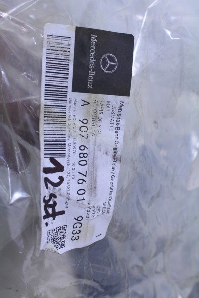 Mercedes-Benz OE A9076807601 MERCEDES КИЛИМКИ САЛОНУ, КОМПЛЕКТ. MERCEDES SPRINTER 907 A9076807601