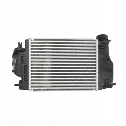 Nissens 96207 Охолоджувач повітря x-trail 14-