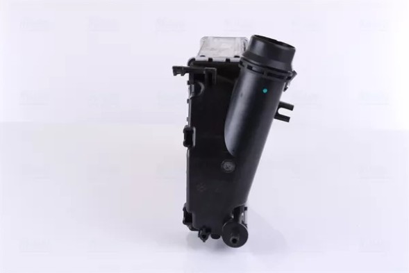Nissens 96207 Охолоджувач повітря x-trail 14-