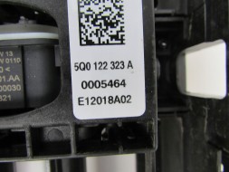 Skoda OE НОВА ОРИГІНАЛЬНА РЕШІТКА SKODA OCTAVIA GOLF 5Q0122323A